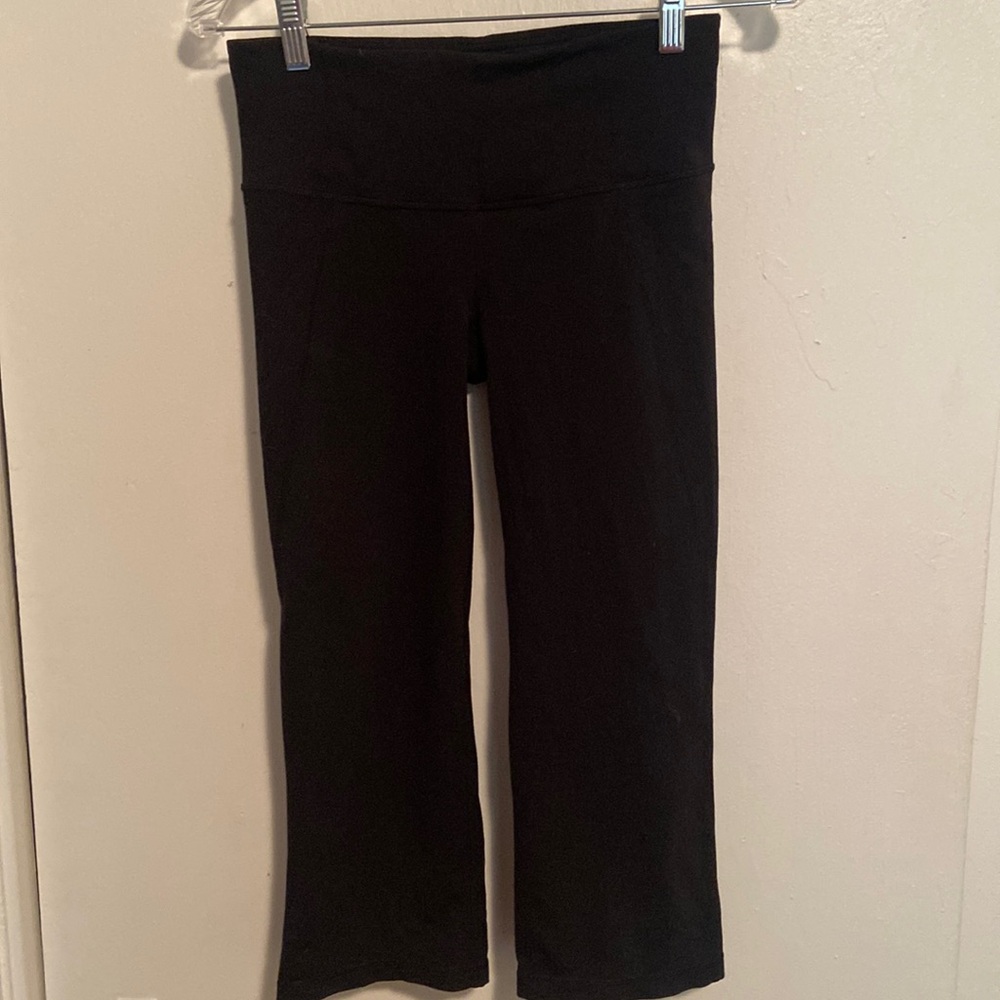 Lululemon Black Capri Leggings